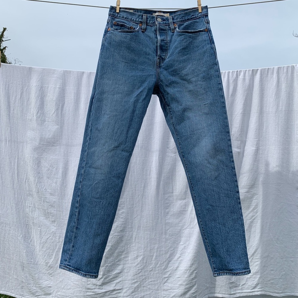 Levi’s Wedgie Jeans - Size 28